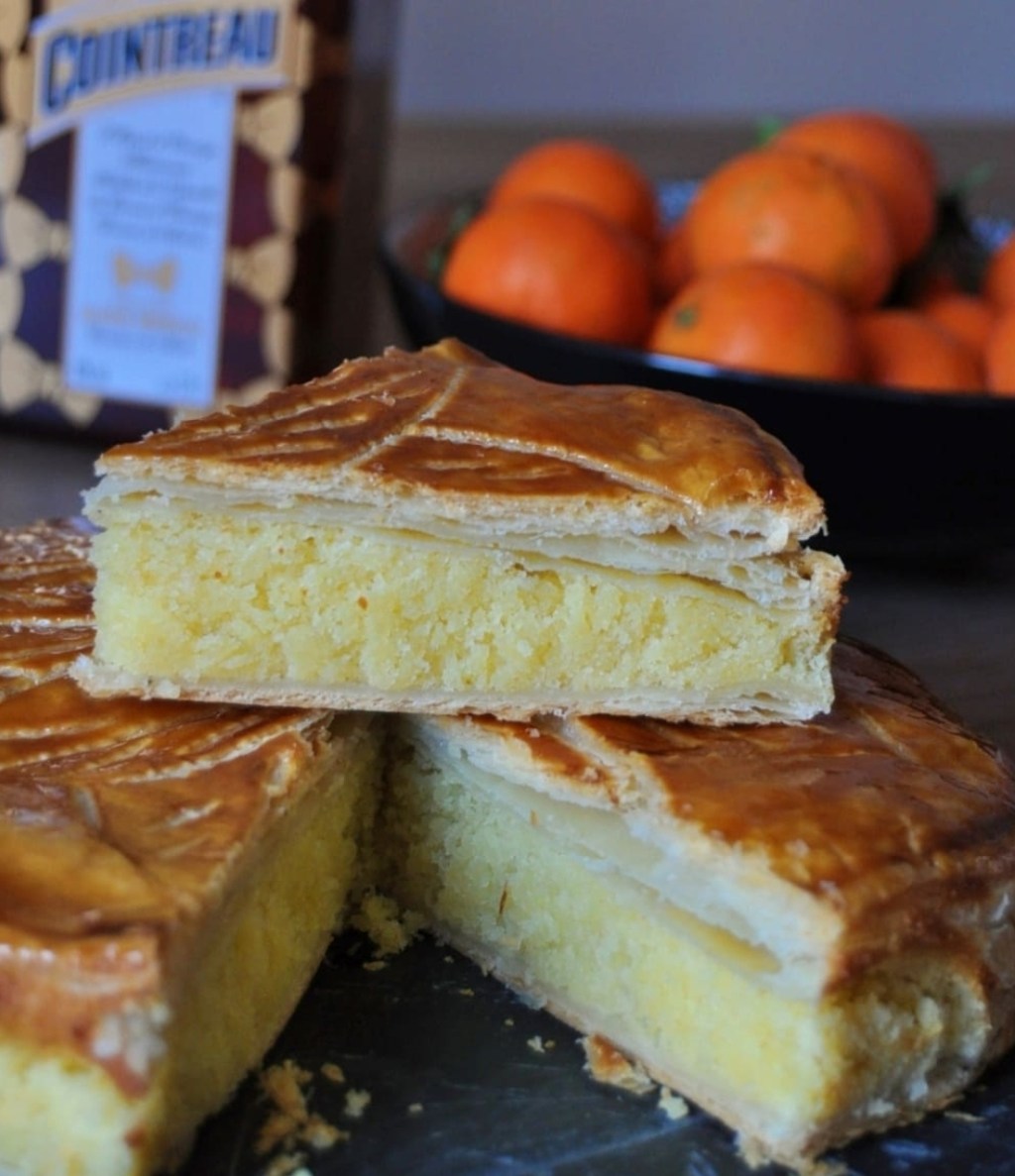 Galette des Rois crème d&rsquo;amande au cointreau et zeste de&nbsp;clémentine