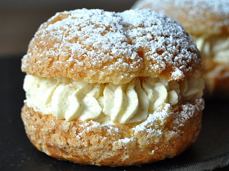 Choux mousse vanille